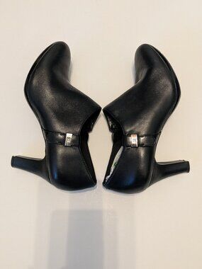 Anne Klein Seabed Leather Bootie